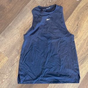 Navy blue Reebok perforated tank
